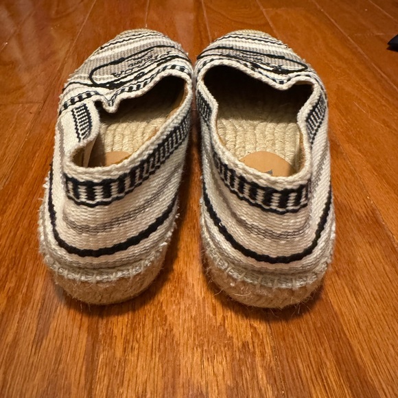 Prada size 37, worn handful times - Picture 5 of 5